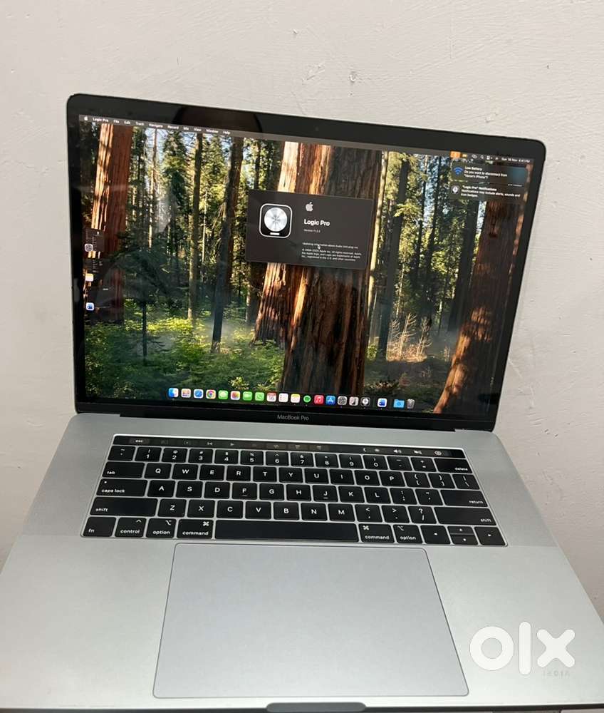 MacBook Pro 2018 A1990 Touch Bar
