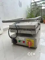 Sandwich machine