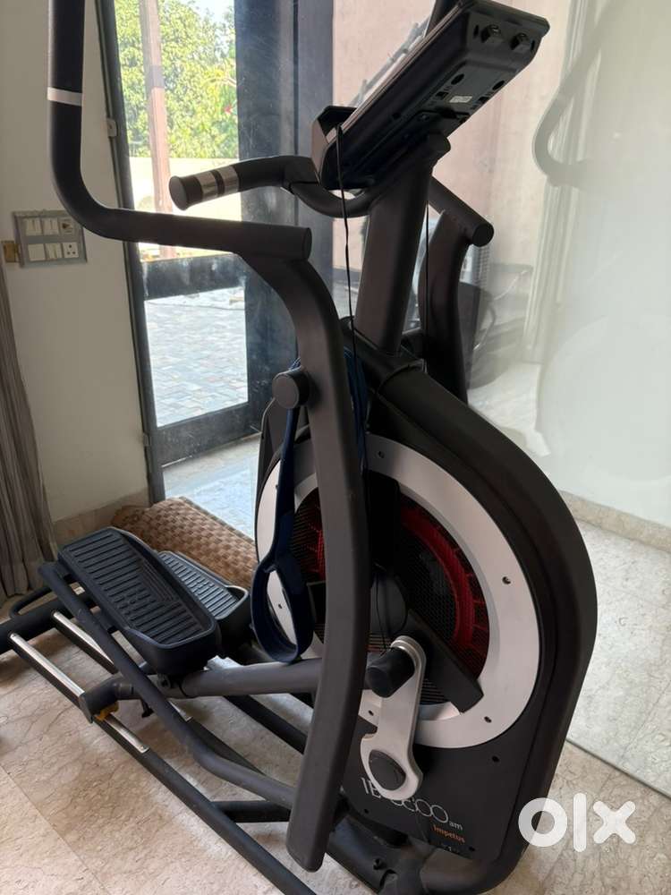 Impetus IE 6800am Air Magnetic Elliptical Cross Trainer