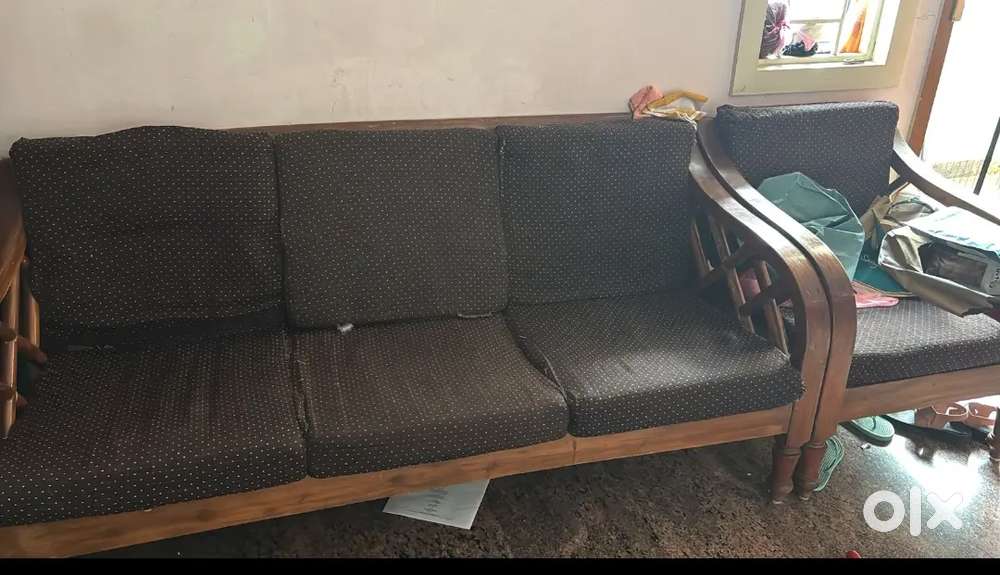 5 seater wooden sofa set