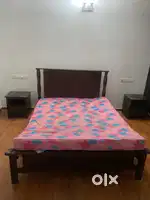 Queen size bed with 2 side box
