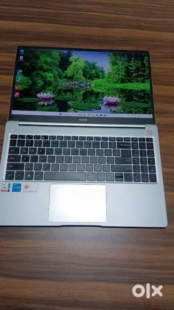 Tecno megabook