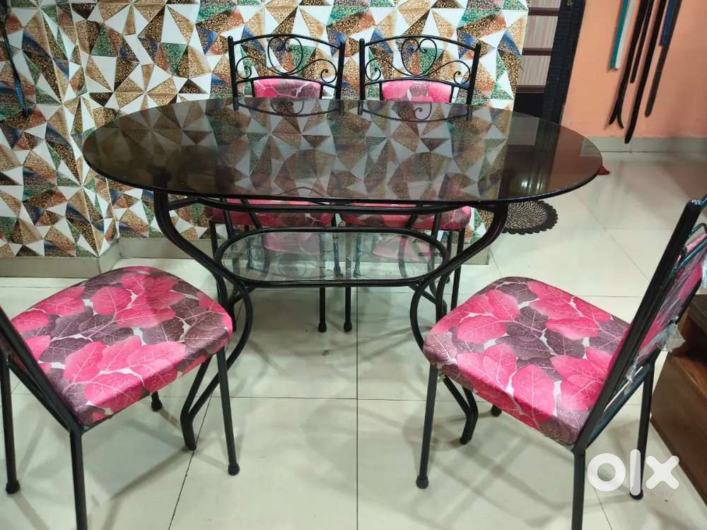 Dining table with four chair