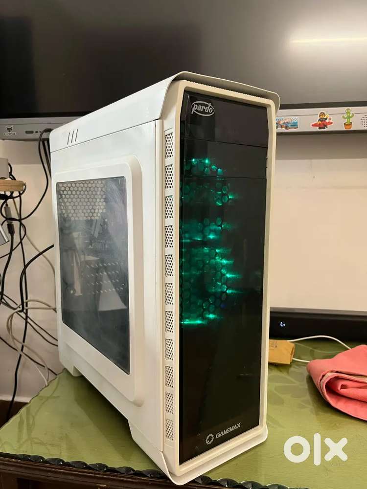 PC For sell, Intel I7 11700F, 16GB DDR4 Ram,RX 550 Top Noth Condition