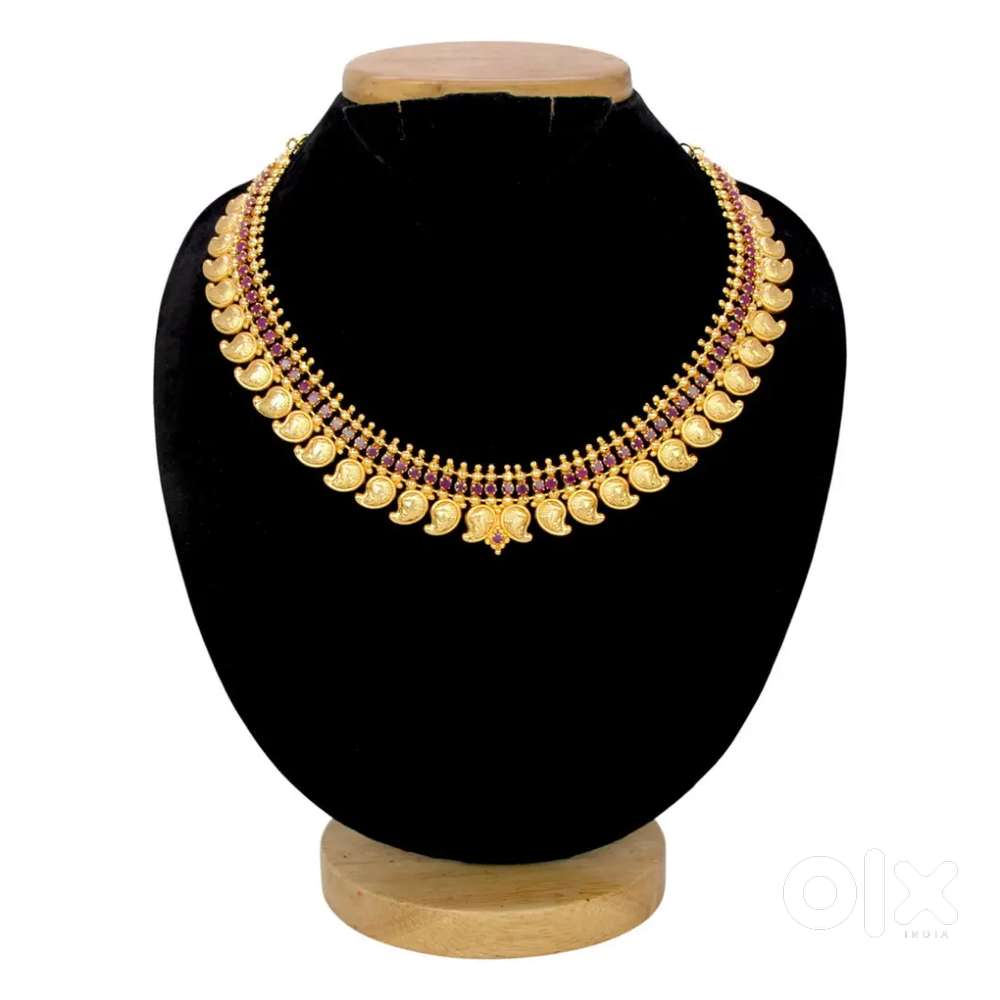 Sales staff (ladies, sslc pass, age 18 to 40)