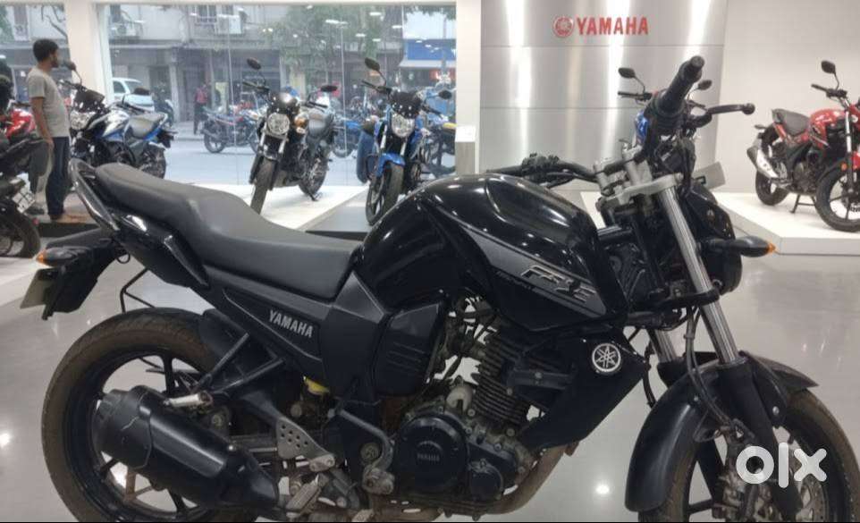 Yamaha FZ 16 BLACK