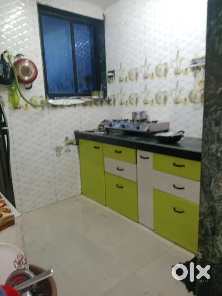 This a very clean and clear flat for urgent sell