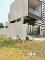 Avadpuri risali mein East facing plot