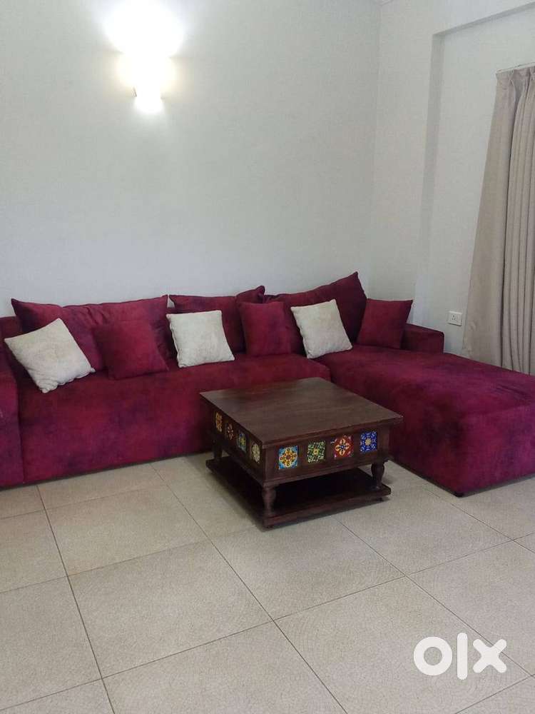 Used 5 seat Sofa 1 yr old for sale