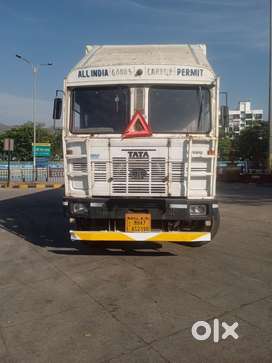TATA LPT 1918 - 32 FOOT MODEL 2021 PAPERS VALID AT GUPTA MOTORS VASHI