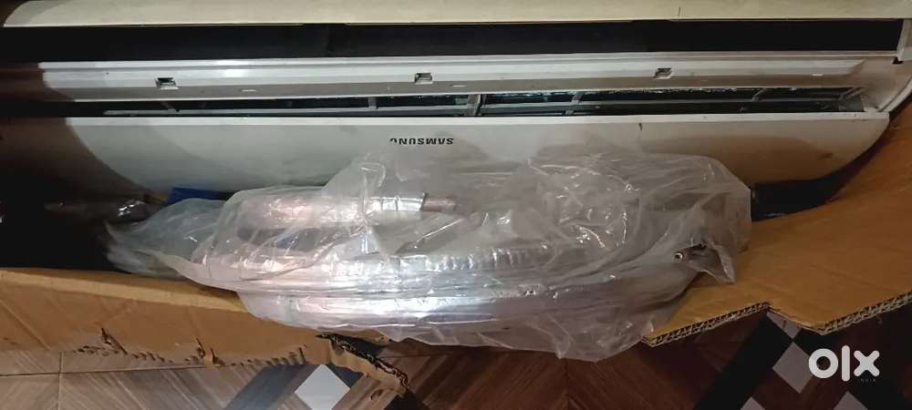 Samsung 3 star AC in good condition with new compressor and pipe