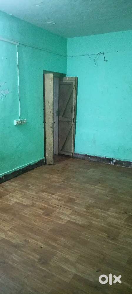 Small Space for Rent in Saheed Nagar