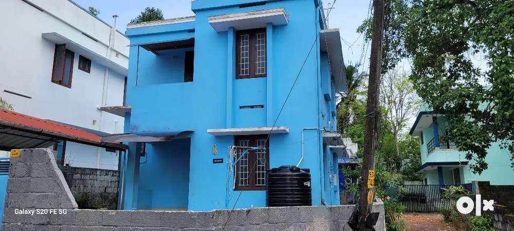 10000 rs 3 bedroom independent house. Near park 10000 rs