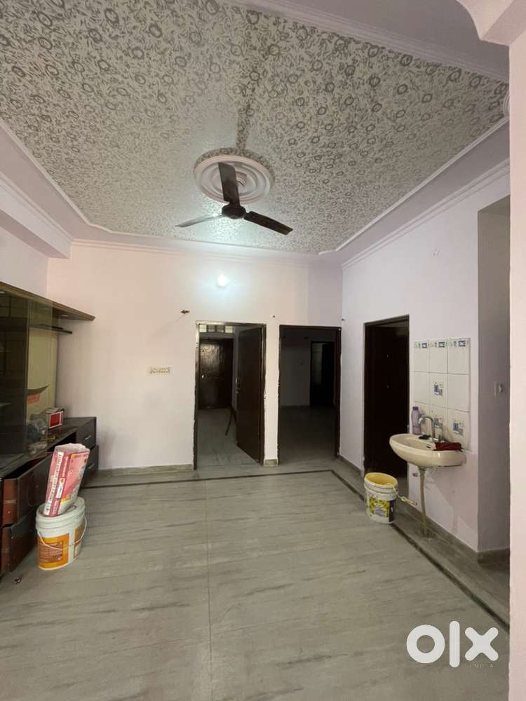 2BHK flat in nirman nagar fully indepentent