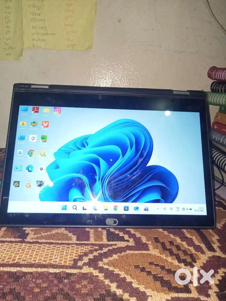 Touchscreen laptop i5 8 gen 8/512 ssd( 360 degree stylus/Fingerprint)