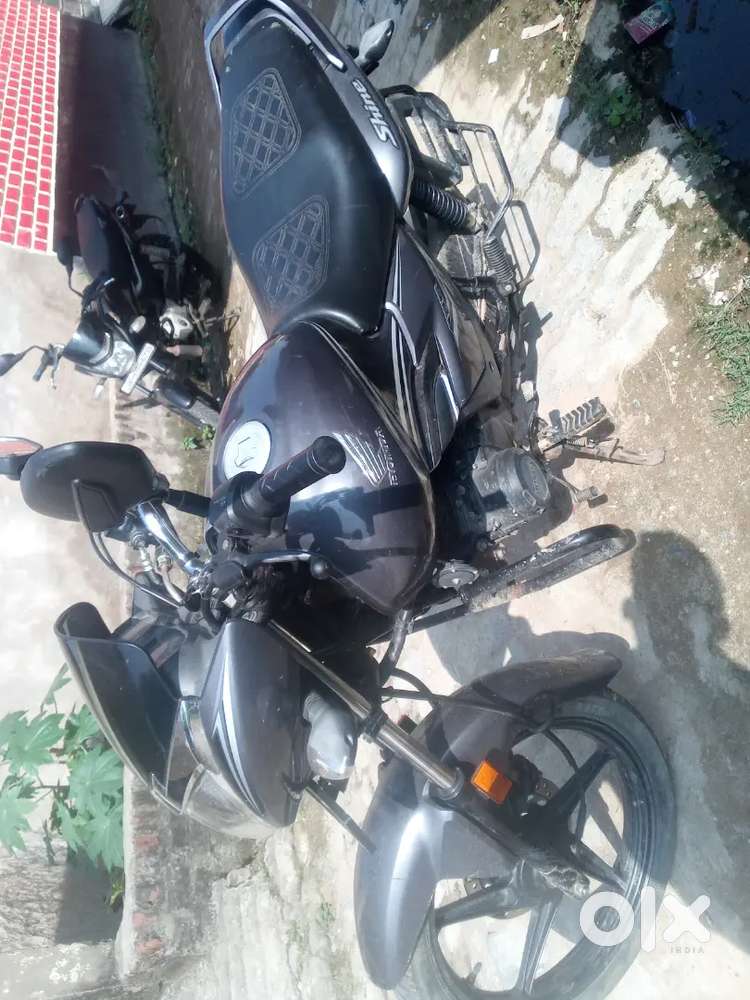 Urgent sell 2 saal purani sirf lene wale call kareinge