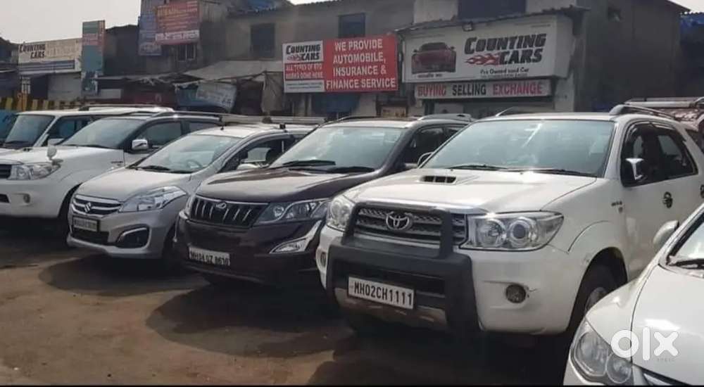 LOOKING FOR SALES PERSON IN KURLA WEST IN CAR SHOWROOM
