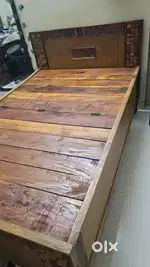 Urgent sale of single bed