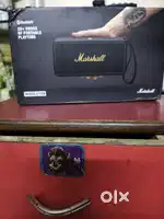 Marshall Middleton Portable Bluetooth speaker