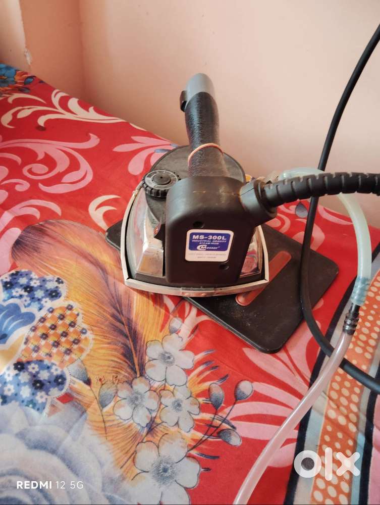 2 Messer steam iron