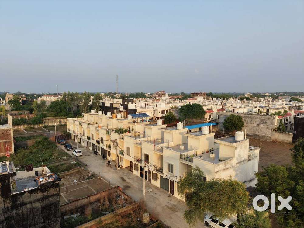 Approved Plot & Villa Available in Noida Extension Sector 10