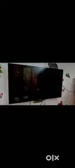 Realme 108 cm (43 inch) Ultra HD (4K) LED Smart Android TV with Handsf