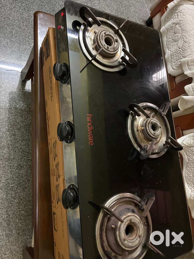 Hindware 3 burner gas stove