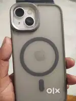 iPhone 13 white colour