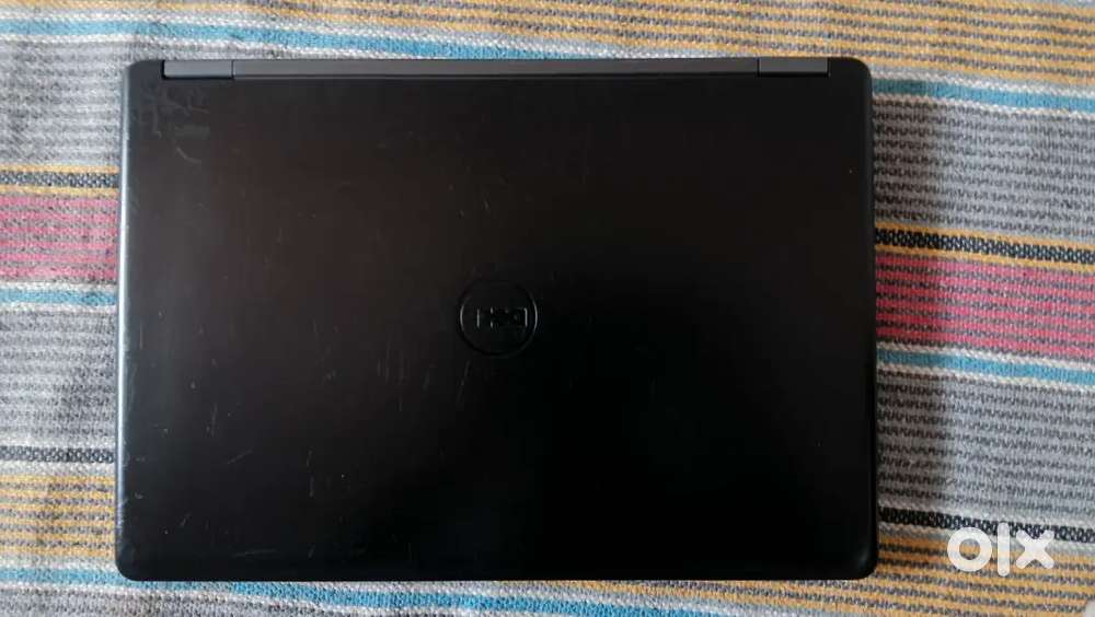 RAM: 8(+4)GB
SSD: 256GB
DELL I5: 5 Generation
Grafic: 4 GB