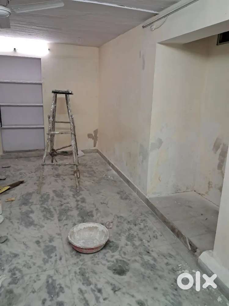 1 room ,ground floor, for office