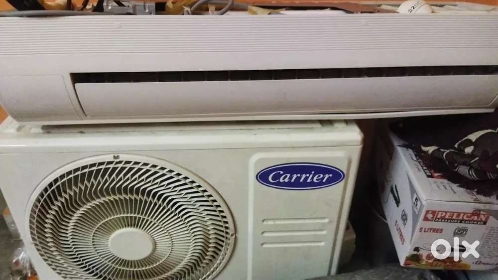 Very good condition new warranty period 5 month old
