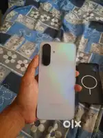 New phone, neet condition, only 3 months used