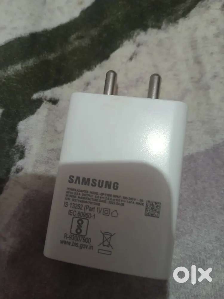 Samsung adapter/ charger 15w
