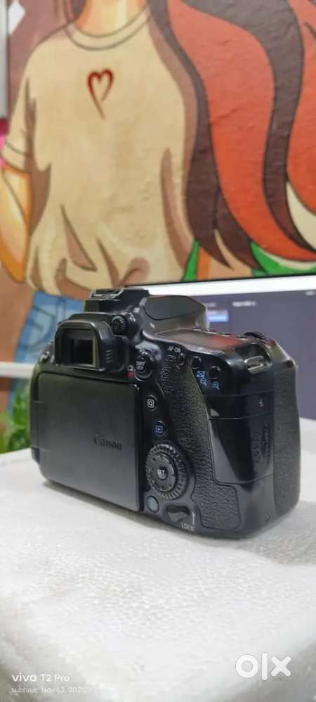 Canon EOS 80d With 18/55 mm 3.5 and 50mm 1.8