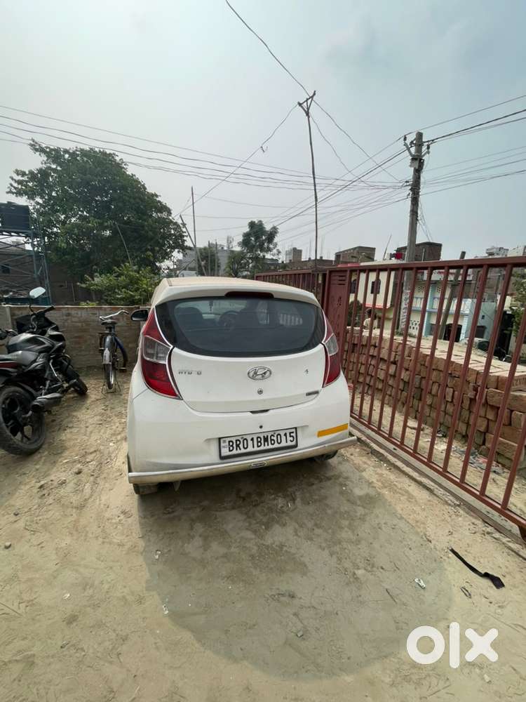 Hyundai EON 2013 Petrol Well Maintained with fully loaded