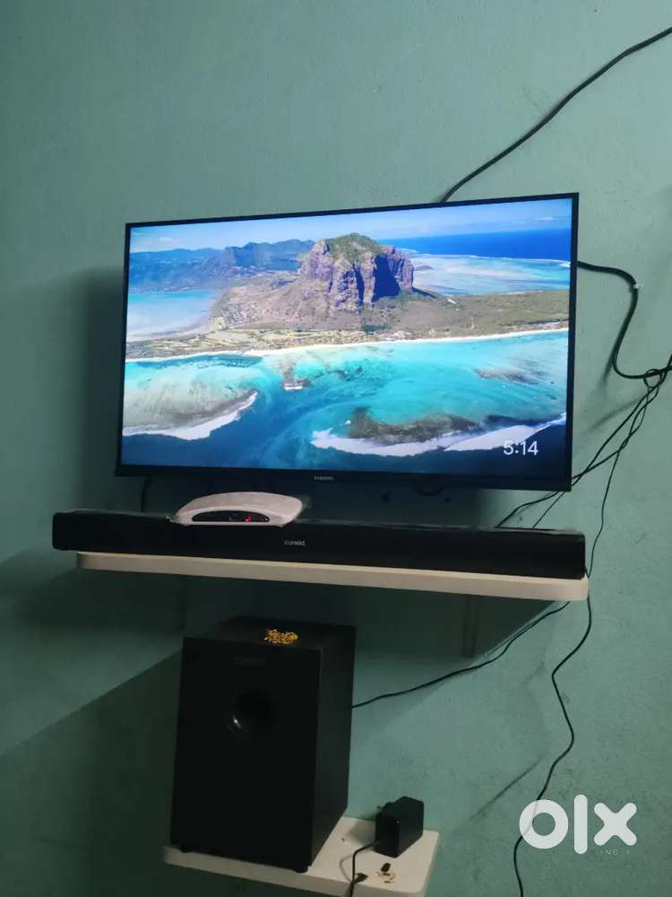 2 months old 32 tv 3 years warranty available verry good condition