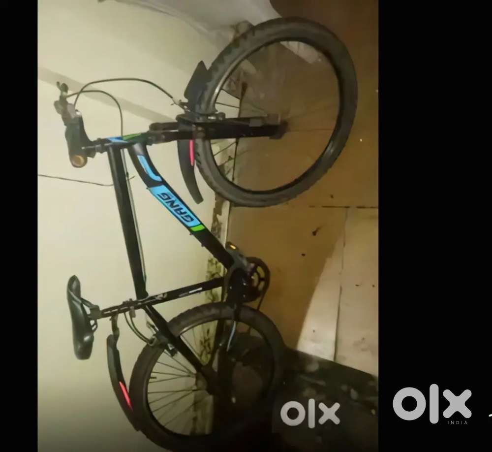 Cycle bilkul new haii . 5 maheene hi chalayii hai.   .