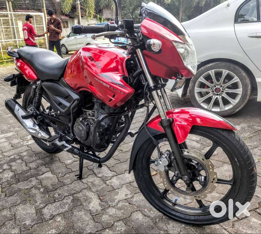 TVS Apache RTR 160 HyperEdge Dual Disc Red