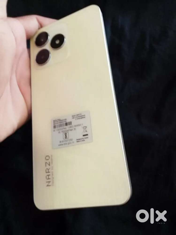 New condition original folder and charger bill box sab hai abhi ek s.