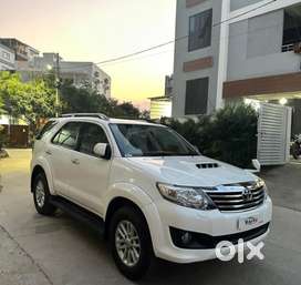 Toyota Fortuner 3.0 4x2 Automatic, 2013, Diesel