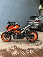 KTM DUKE 390 (2017)