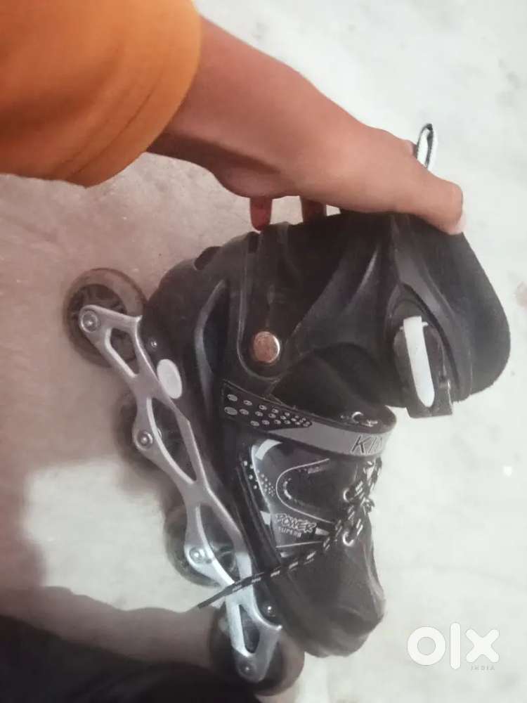 Cake per Maine unko 1 sal pahle hi liya tha