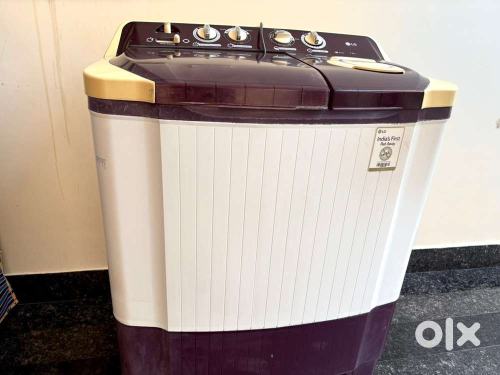 LG semi autometic washing machine 7.5 Kg