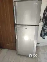 250ltrs double door fridge in good condition