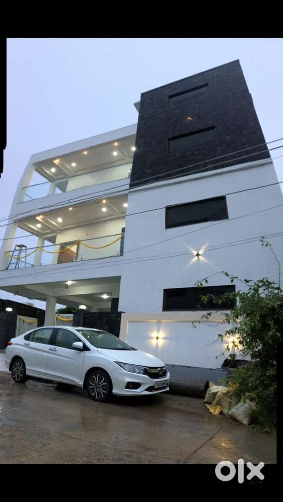 3 BHK FLAT INDEPENDENT HOUSE.