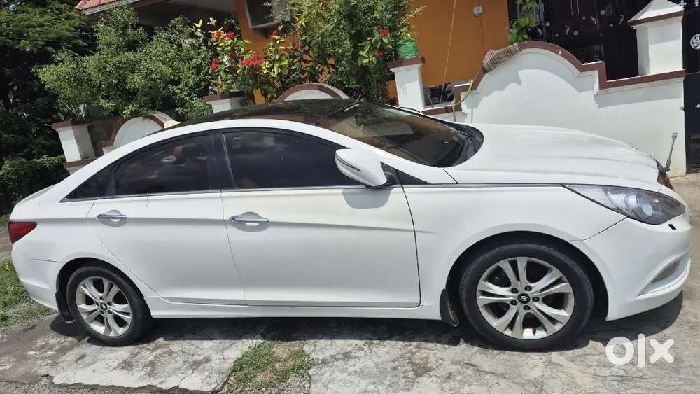 Hyundai Sonata 2014 Petrol 53000 Km Driven