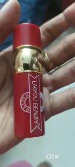 Women's accessories