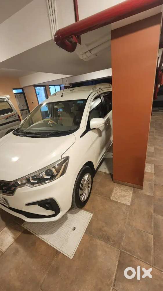 Maruti Suzuki Ertiga 2024 Petrol Well Maintained