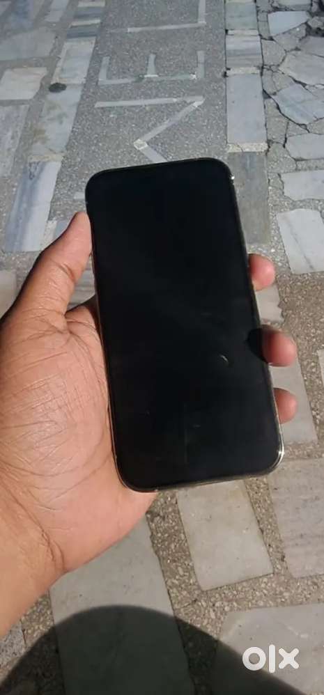I phone 14 pro 256 gb india rose gold colour good condition