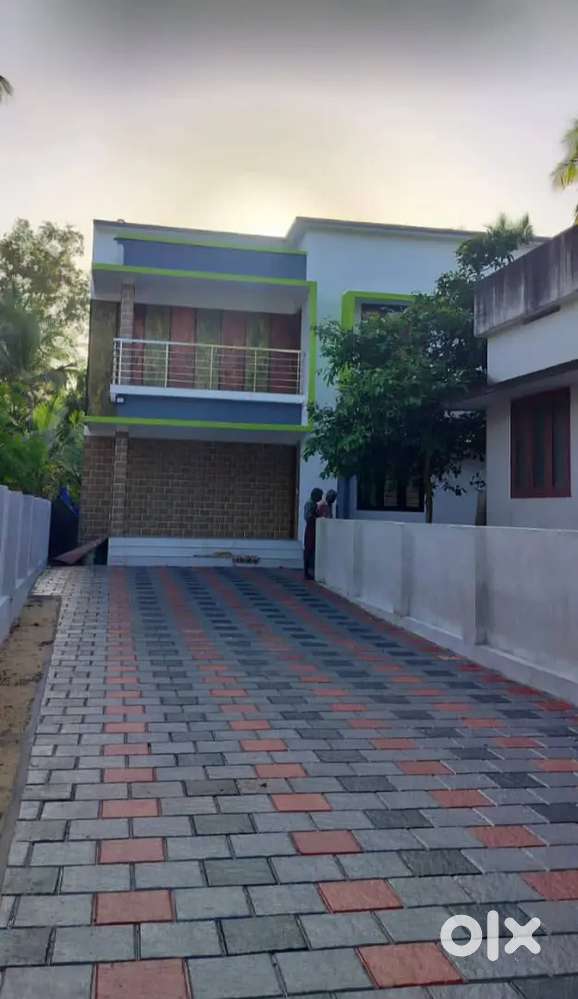 ചേർത്തല അർത്തുങ്കൽ bus root  റോഡിൽ 3 bhk 62 Lakh
